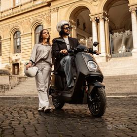 Scooter Elettrico 125 NIU NQiX 300 | 120 km autono