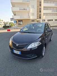 Lancia Ypsilon 1.2 GPL