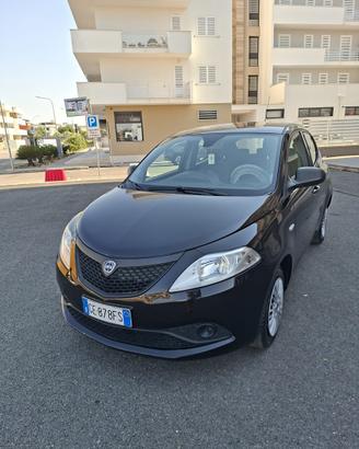 Lancia Ypsilon 1.2 GPL