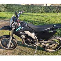 Moto Onda HM 50