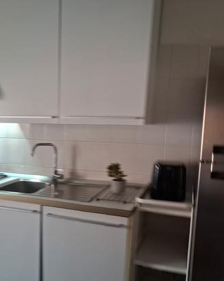 cucina  bianca completa