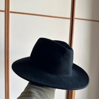 Cappello in feltro panno nero zara man uomo unisex