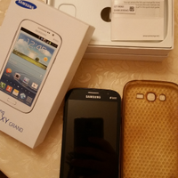 Smartphone dual SIM Samsung GT-I9082