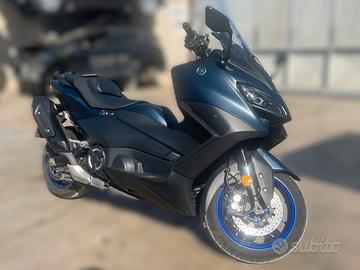 Yamaha T Max 560 - 2023