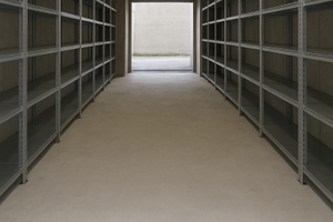 Cantina spaziosa zona campanelle accesso auto