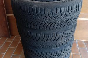 Cerchioni in ferro con gomme 205/65 R15