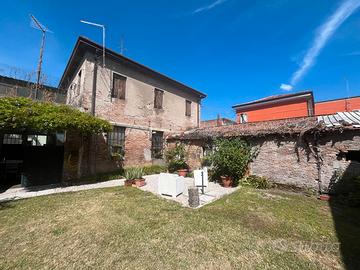 CAVARZERE: 114B: FABBRICATO INDIPENDENTE