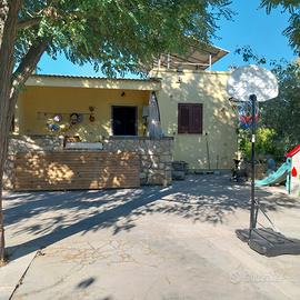 Villa a pochi minuti dal paese