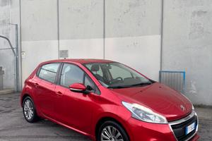 Peugeot 208 1.2 benzina