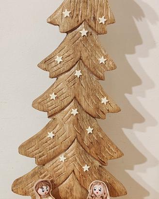 Presepe con albero 