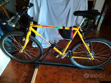 Bicicletta MTB Specialized