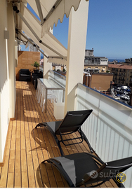 Attico in Alassio con box auto