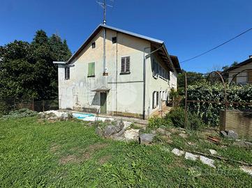 CASA SEMINDIPENDENTE A PIATTO