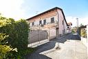 brandizzo-villa-indipendente-su-tre-lati-ristruttu
