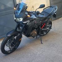 AFRICA TWIN 1100 cambio DCT 2024
