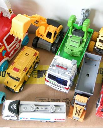 Lotto macchine camion escavatori