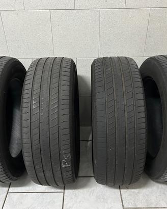 Michelin Latitude Sport 3 235/60 R18 4 gomme