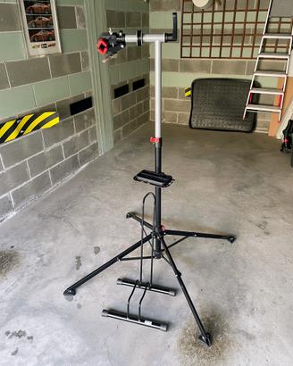 Cavalletto per riparazione bici