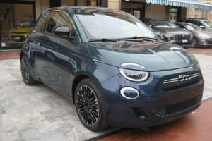 FIAT 500 1.0 HYBRID IKON