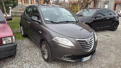Lancia ypsilon ecochic gpl