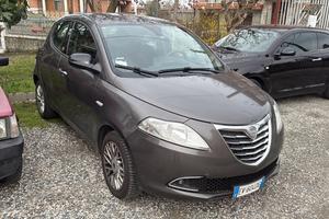Lancia ypsilon ecochic gpl