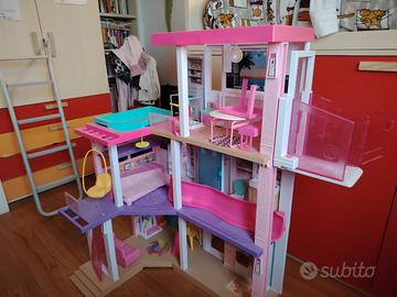 Lotto indivisibile villa dei sogni e Barbie 