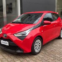 Toyota Aygo Connect 1.0 VVT-i 72 CV 5 porte X-Cool