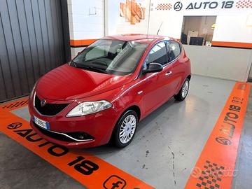 LANCIA Ypsilon 1.2 69 CV 5 porte ROSSO BELLISSIM