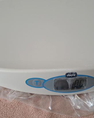 bilancia per neonati