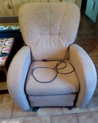 POLTRONE RECLINABILI
