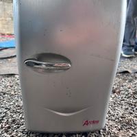 Mini frigo per auto