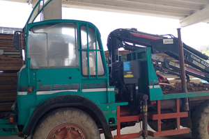 Camion forestale 6x6