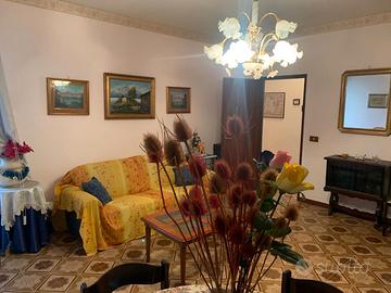 Pressi Torrelunga Ampio 5 Vani Panoramico