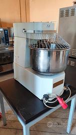 IMPASTATRICE PLANETARIA 20 LITRI