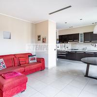 3 Locali completamente ristrutturato con taverna,