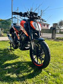 ktm duke 125