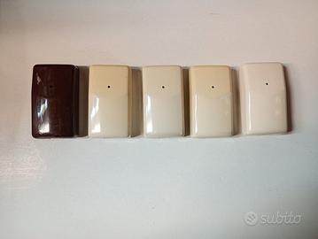 Trasmettitori Bentel e ricevitore radio.