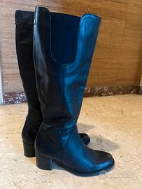 stivali da donna in pelle nera taglia 39 