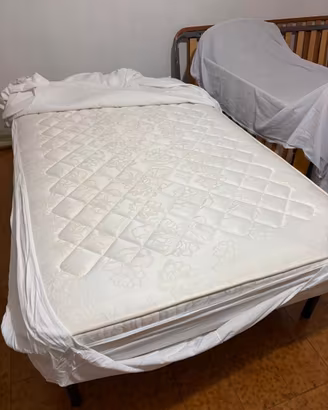 Letto completo una piazza e mezzo in ferro battuto
