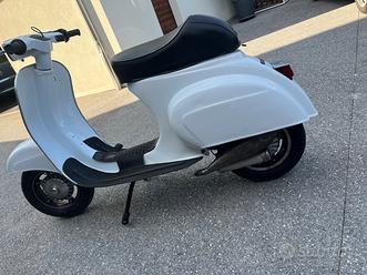 Vespa V5b3t Vespa 50 V5b Piaggio Vespa 50 Special (V5B3) Usata