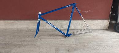 Pinarello pista pursuit 