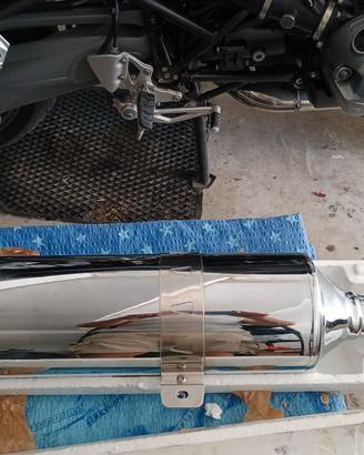 Silenziatore BMW R1200R.
