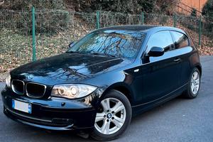BMW 116i - cat 3 porte Futura