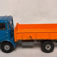 Dinky toys Meccano camion terra Berliet Gak