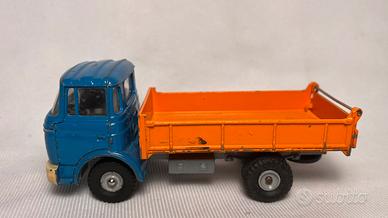 Dinky toys Meccano camion terra Berliet Gak