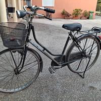 bici da donna con freni a bacchetta da restaurare
