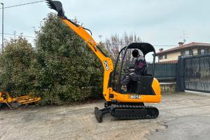 E281 Escavatore JCB 18 q allargabile