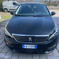 Peugeot del 2019 in buono stato