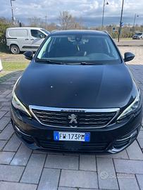 Peugeot del 2019 in buono stato