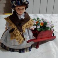 Bambola in porcellana-anno 2000-art.18-de agostini